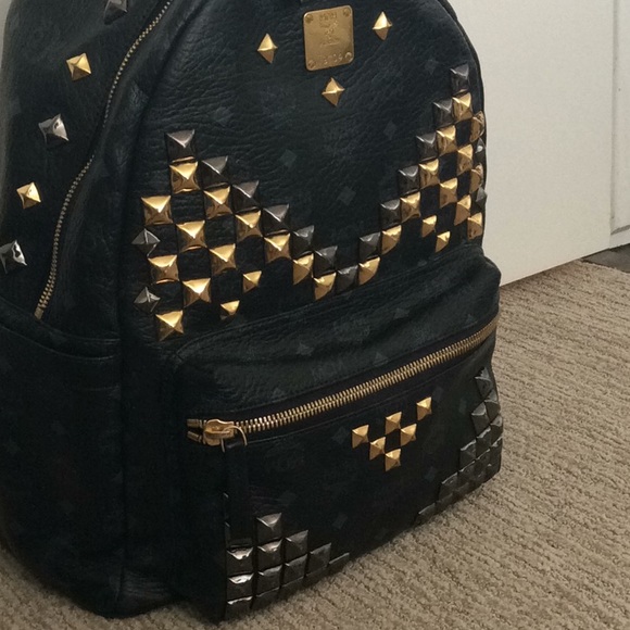 Authentic MCM Backpack Large Stark Front Studded main image 11